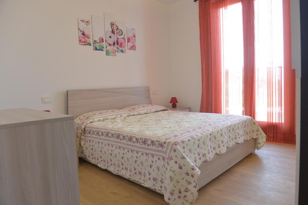 Villa Artemia Manerba del Garda Oda fotoğraf