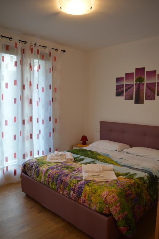 Villa Artemia Manerba del Garda Oda fotoğraf