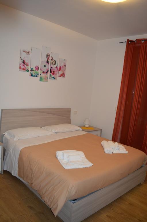 Villa Artemia Manerba del Garda Oda fotoğraf